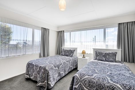 Photo of property in 78 Queens Road, Glen Avon, New Plymouth, 4312