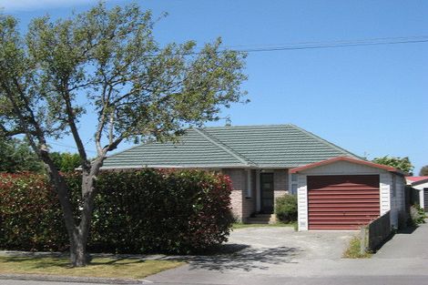 Photo of property in 57 Bentley Street, Russley, Christchurch, 8042