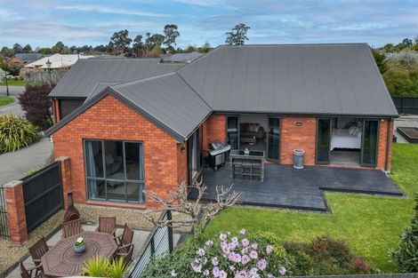 Photo of property in 20 Rembrandt Drive, Rolleston, 7614