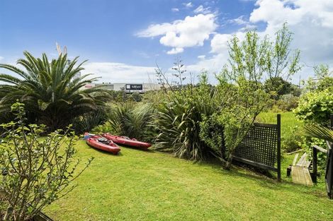 Photo of property in 7 Rangitoto Terrace, Milford, Auckland, 0620