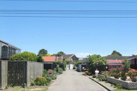 Photo of property in 12 Steadman Road, Broomfield, Christchurch, 8042