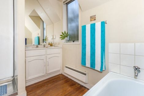 Photo of property in 122 Office Road, Merivale, Christchurch, 8014