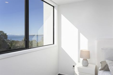 Photo of property in 4a/175 Hurstmere Road, Takapuna, Auckland, 0622