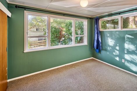 Photo of property in 26 Mataura Grove, Wainuiomata, Lower Hutt, 5014