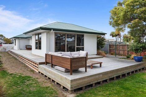 Photo of property in 17 Parnwell Street, Burwood, Christchurch, 8083