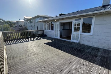 Photo of property in 18 Parsons Street, Vogeltown, New Plymouth, 4310