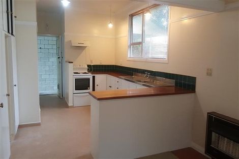 Photo of property in 33 Hardy Street, Waterloo, Lower Hutt, 5011