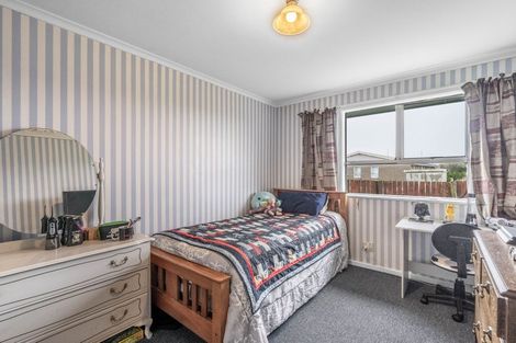 Photo of property in 51 Forfar Crescent, Rockdale, Invercargill, 9812