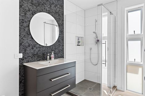 Photo of property in 33 Mcmaster Street, Greytown, 5712