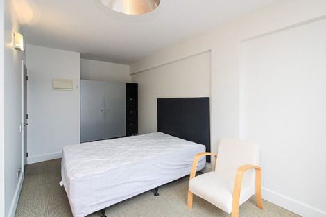 Photo of property in St Pauls Apartments, 81/43u Mulgrave Street, Thorndon, Wellington, 6011