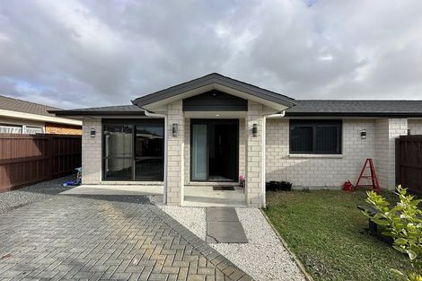 Photo of property in 5b Von Sturmer Street, Mangere East, Auckland, 2024