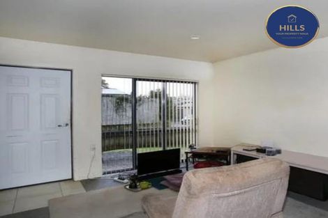 Photo of property in 2/13 Lawford Place, Mangere, Auckland, 2022