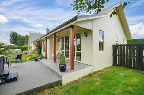 Photo of property in 38b Winton Lorneville Highway, Winton, 9781