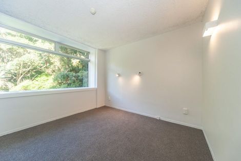 Photo of property in Jerningham Apartments, 20 Oriental Terrace, Oriental Bay, Wellington, 6011