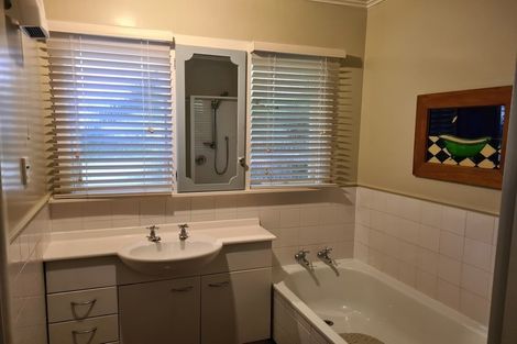 Photo of property in 7 Brookby Crescent, Avonhead, Christchurch, 8042