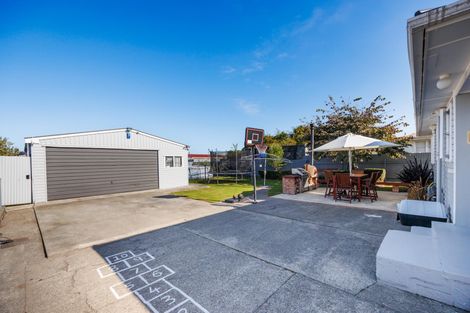 Photo of property in 40 Sutherland Crescent, Westbrook, Palmerston North, 4412