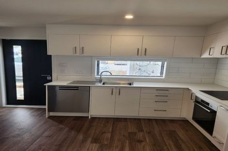 Photo of property in 12 Whakahui Lane, Mangere Bridge, Auckland, 2022