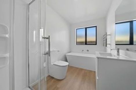 Photo of property in 17 Rita Angus Road, Belfast, 8051