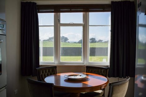 Photo of property in 16 Manchester Street, Patea, 4520