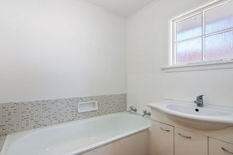 Photo of property in 170 Waimairi Road, Ilam, Christchurch, 8041