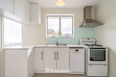 Photo of property in 15b Pencarrow Crescent, Wainuiomata, Lower Hutt, 5014