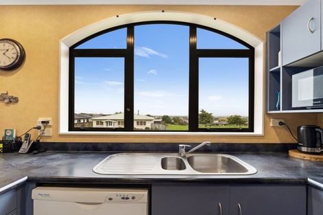 Photo of property in 88 Parnell Heights, Kelvin Grove, Palmerston North, 4414