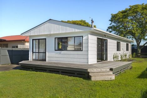 Photo of property in 4 Bulli Street, Riverdale, Gisborne, 4010