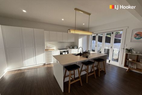 Photo of property in 104 Forbury Road, Saint Clair, Dunedin, 9012