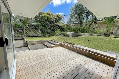 Photo of property in 31 Salamanca Road, Sunnynook, Auckland, 0620