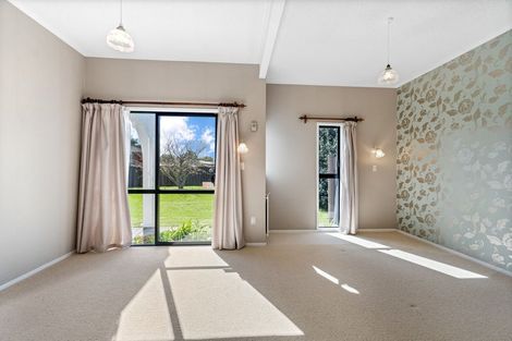 Photo of property in 9 Windsor Avenue, Waikanae, 5036