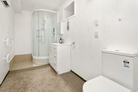 Photo of property in 37 Edgecombe Street, Newlands, Wellington, 6037