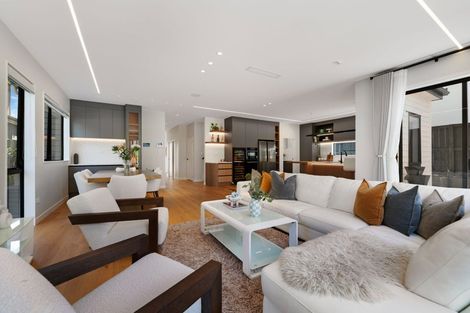 Photo of property in 2 Pukeko Road, Hobsonville, 0616