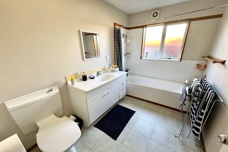 Photo of property in 2 Pannell Avenue, Avonside, Christchurch, 8061