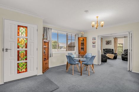 Photo of property in 10 Veitches Road, Casebrook, Christchurch, 8051