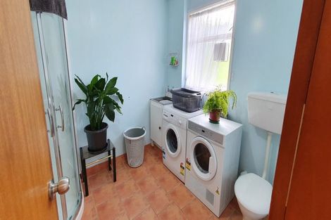 Photo of property in 50u2 Buckley Road, Southgate, Wellington, 6023