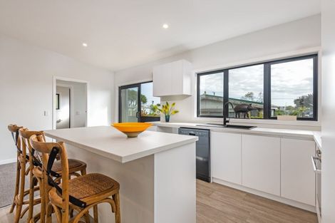 Photo of property in 33 Keepa Street, Levin, 5510