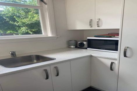 Photo of property in 33 Guildford Street, Burnside, Christchurch, 8053