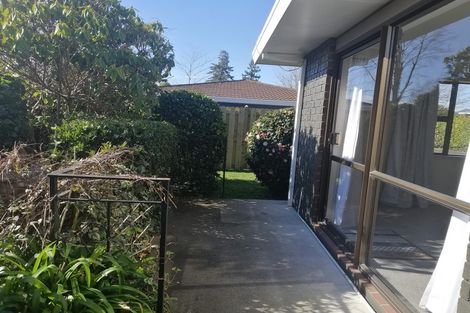 Photo of property in 7 Kathleen Place, Rainbow Point, Taupo, 3330
