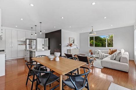 Photo of property in 19b Duncan Avenue, Te Atatu South, Auckland, 0610