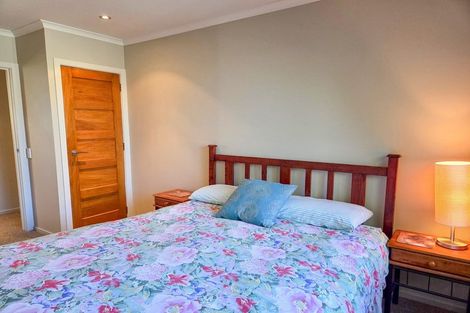 Photo of property in 35 Aorangi Crescent, Lake Tekapo, 7999