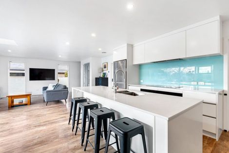 Photo of property in 885 Park Road South, Longlands, Hastings, 4122