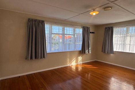 Photo of property in 1011 Saint Aubyn Street West, Saint Leonards, Hastings, 4120