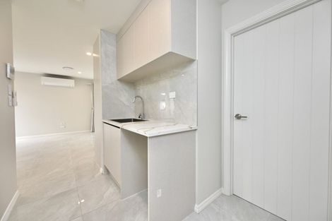 Photo of property in 6 Jodie Place, Flat Bush, Auckland, 2023