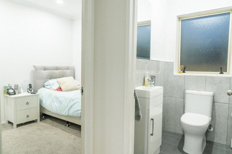 Photo of property in 38 Vireya Court, Goodwood Heights, Auckland, 2105