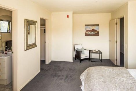 Photo of property in 564i Adelaide Road, Berhampore, Wellington, 6023