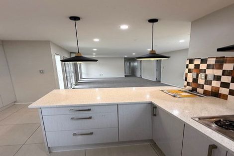 Photo of property in 21 Matata Drive, Takanini, 2112