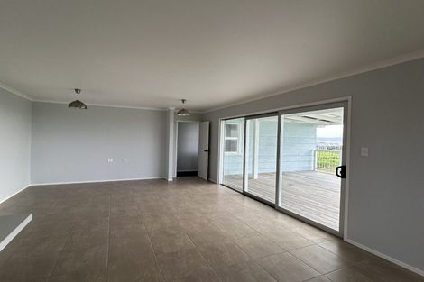Photo of property in 4 Waihinahina Way, Mahia, 4198