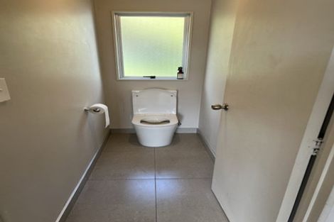 Photo of property in 38 Lilburn Crescent, Massey, Auckland, 0614