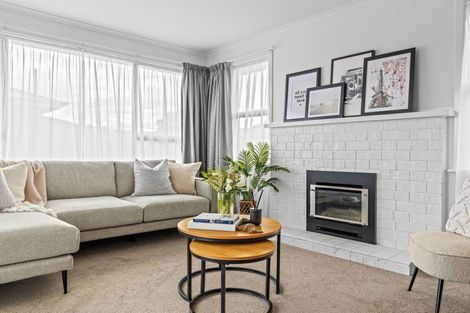 Photo of property in 6 Omori Place, Castlecliff, Whanganui, 4501