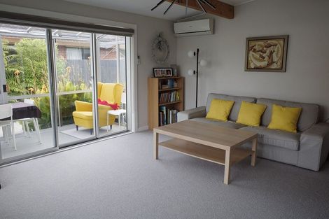 Photo of property in 1/64 Abberley Crescent, St Albans, Christchurch, 8014